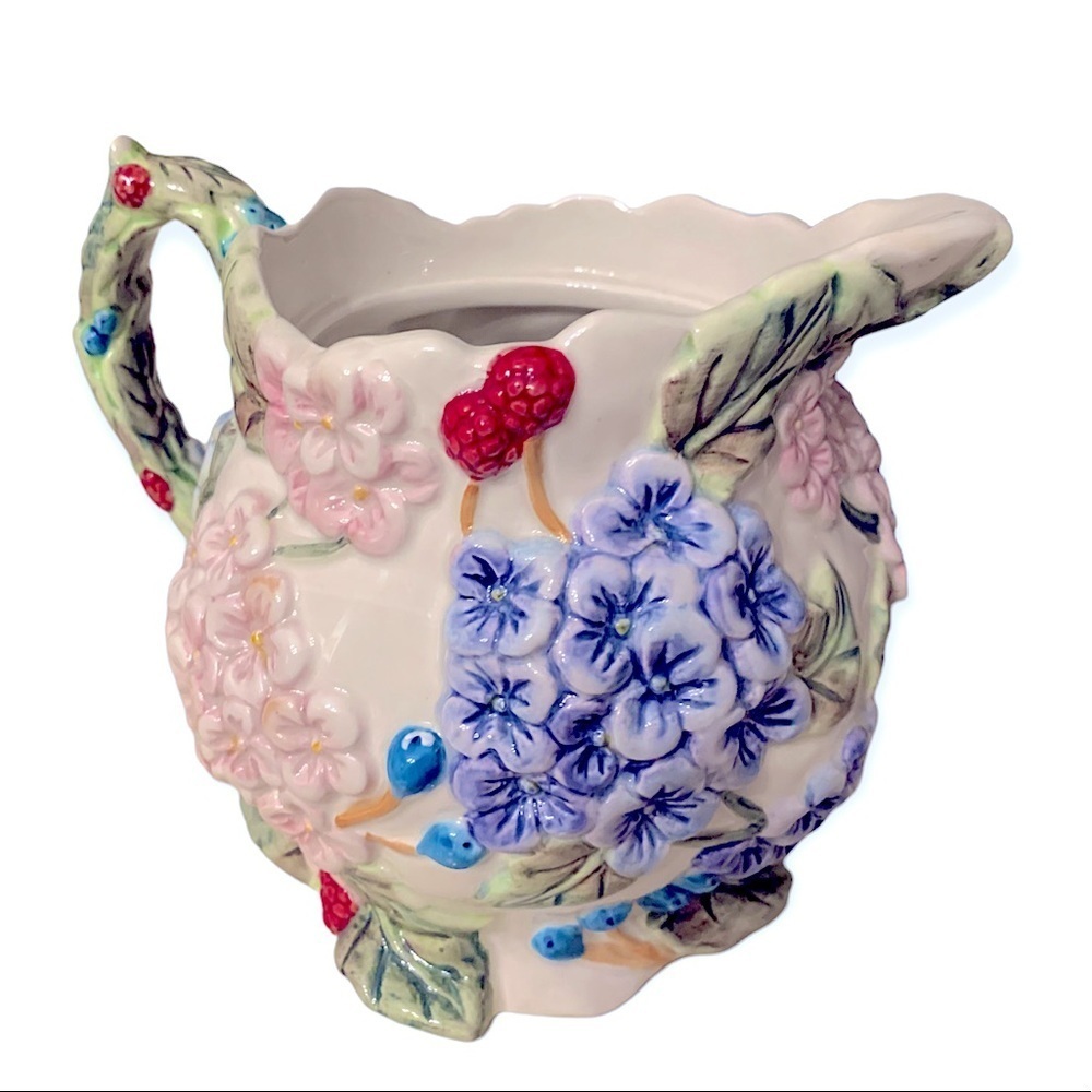 EUC Unique Pitcher